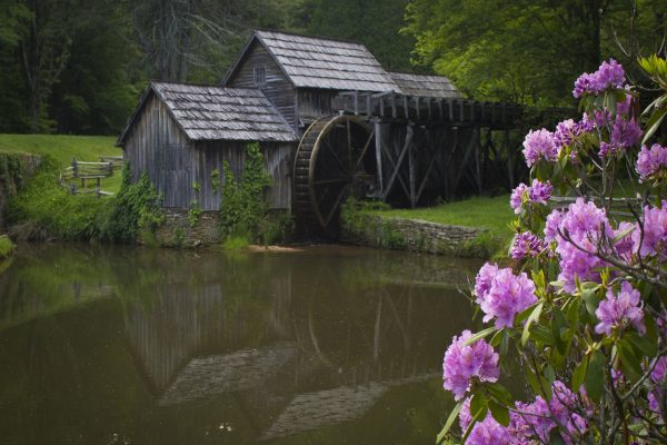Mabry Mill by Leiane Gibson