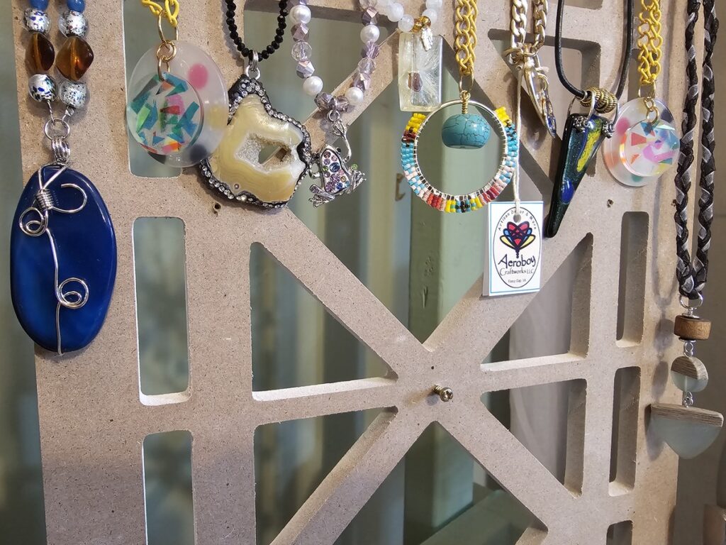 Necklaces Fancy Gap Cabins and Campground