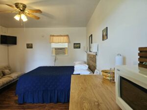 Motel 2 Fancy Gap Cabins and Campground