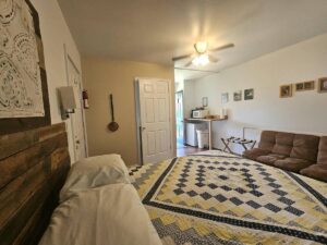 Motel 3 Fancy Gap Cabins and Campground