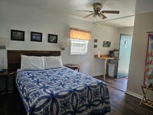 Motel 8 Fancy Gap Cabins and Campground