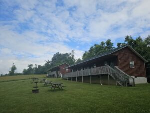 Motel exterior 6.26 Motel at Fancy Gap Cabins and Campground
